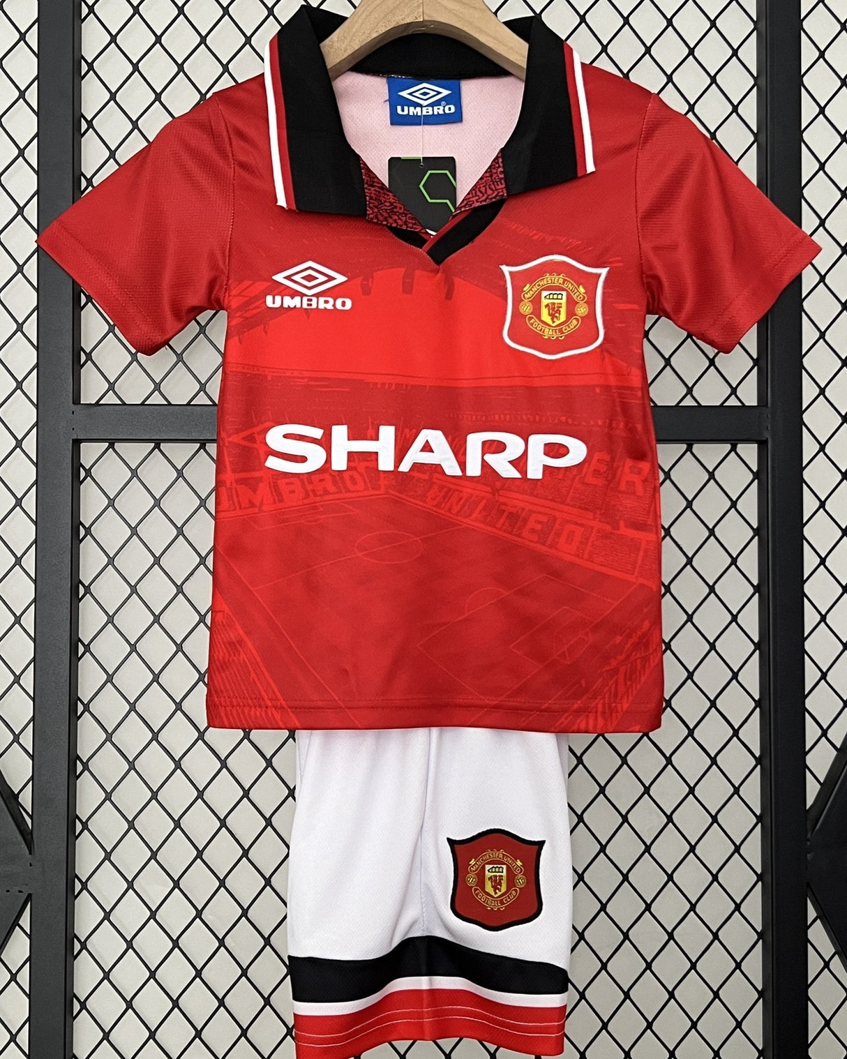 MANCHESTER UNITED Kinder-Kit