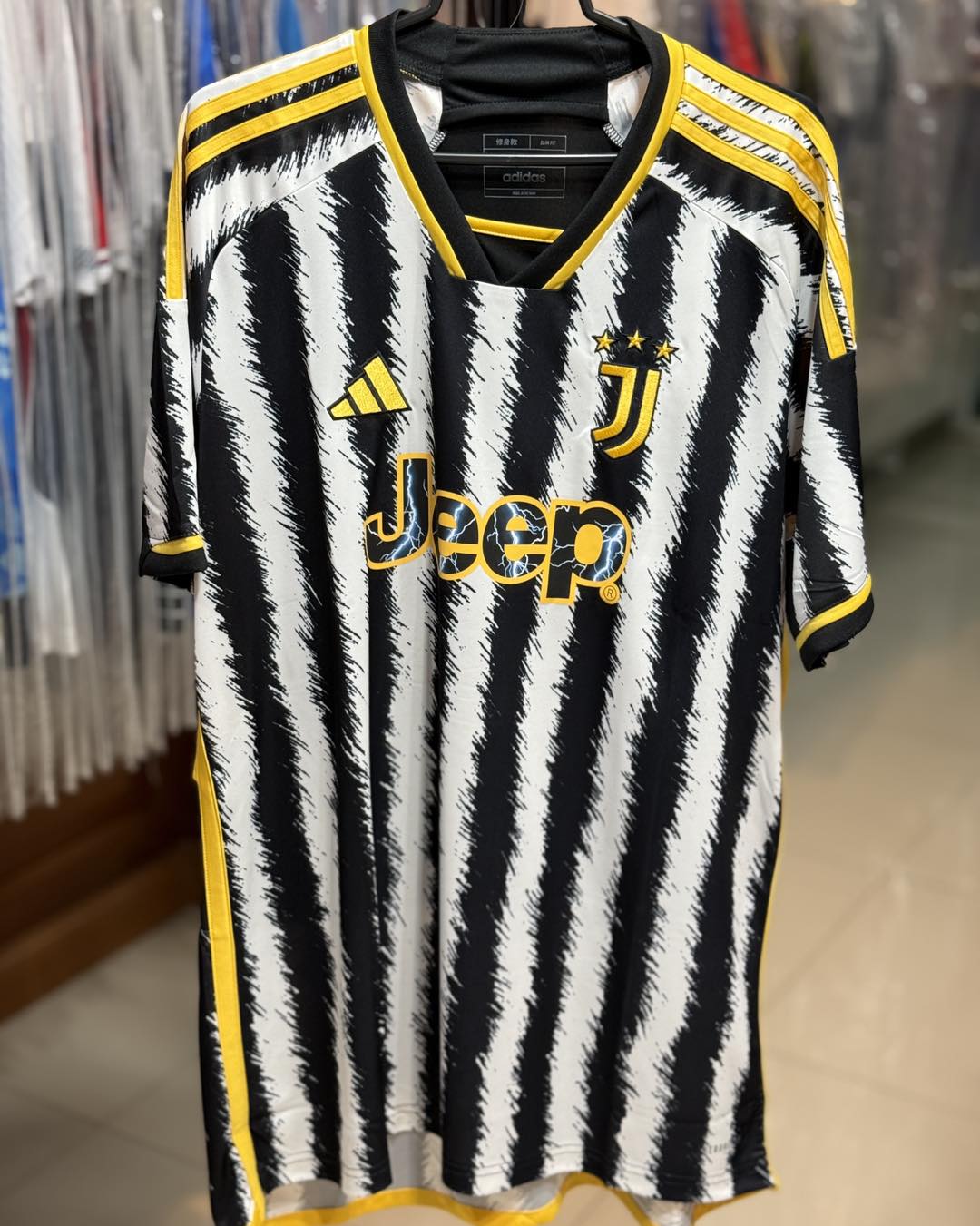 Juventus 2023-2024 Personalisierbar