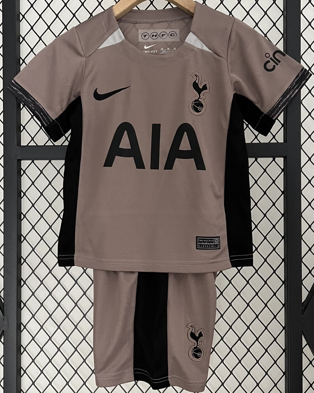 TOTTENHAM Kinder-Kit
