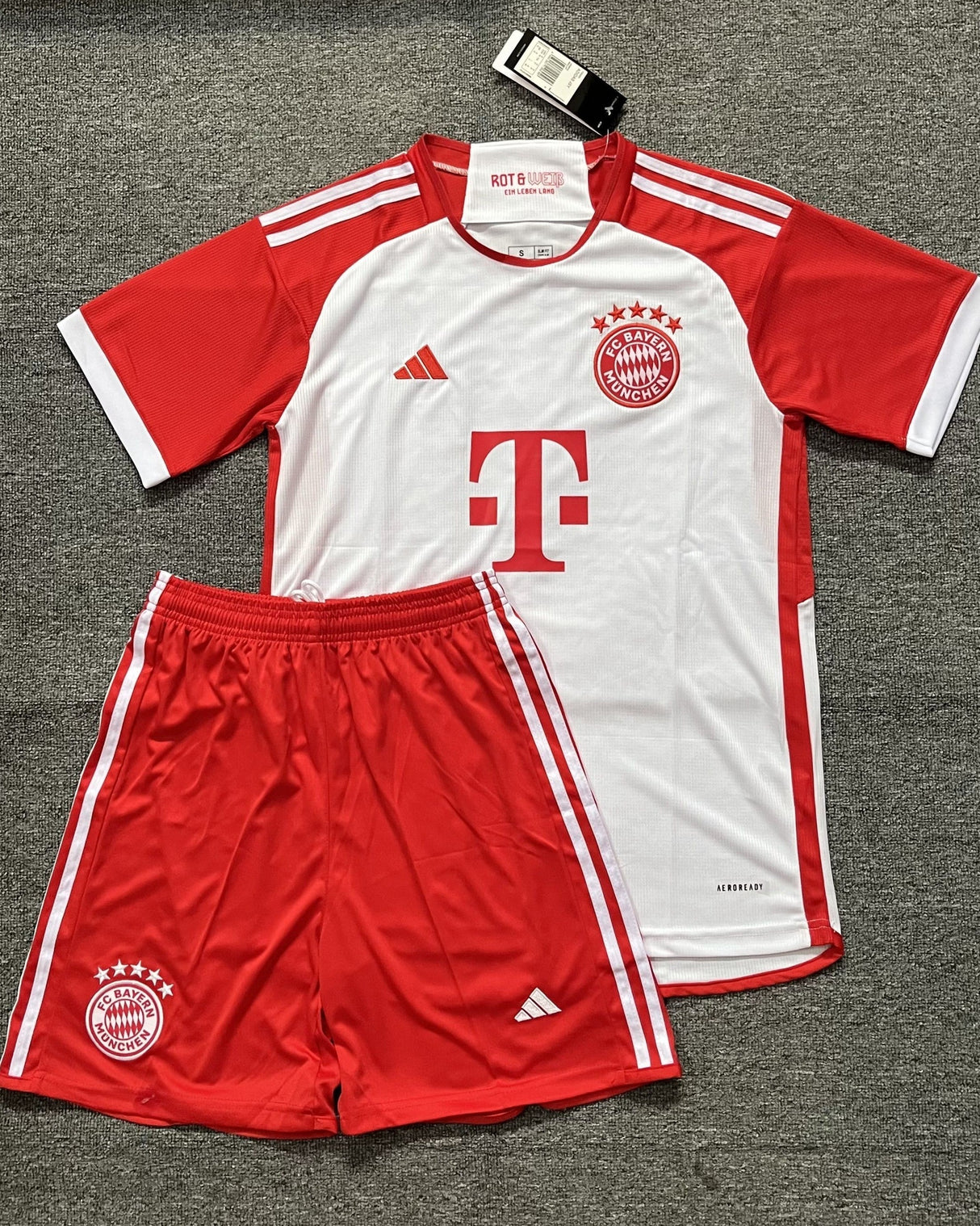 BAYERN MÜNCHEN Erwachsenen-Set
