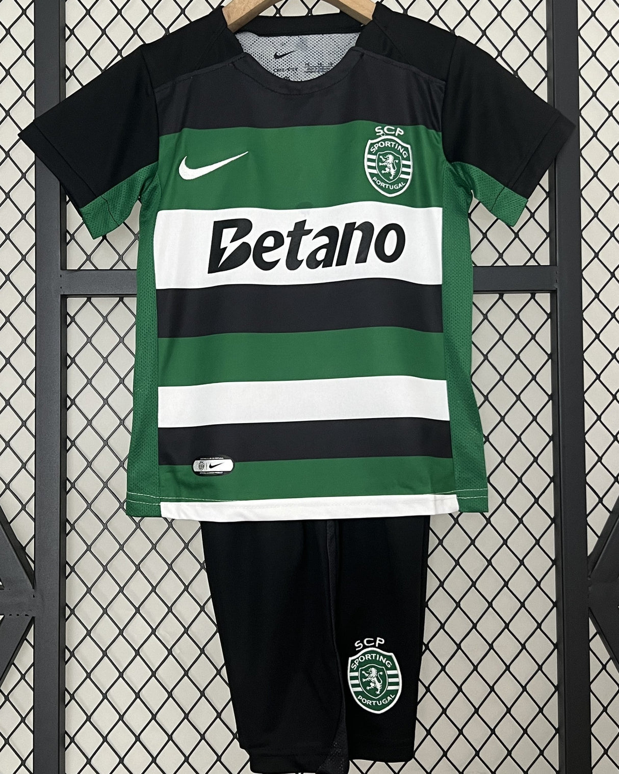 SPORTING LISSABON Kinder-Trikot-Set