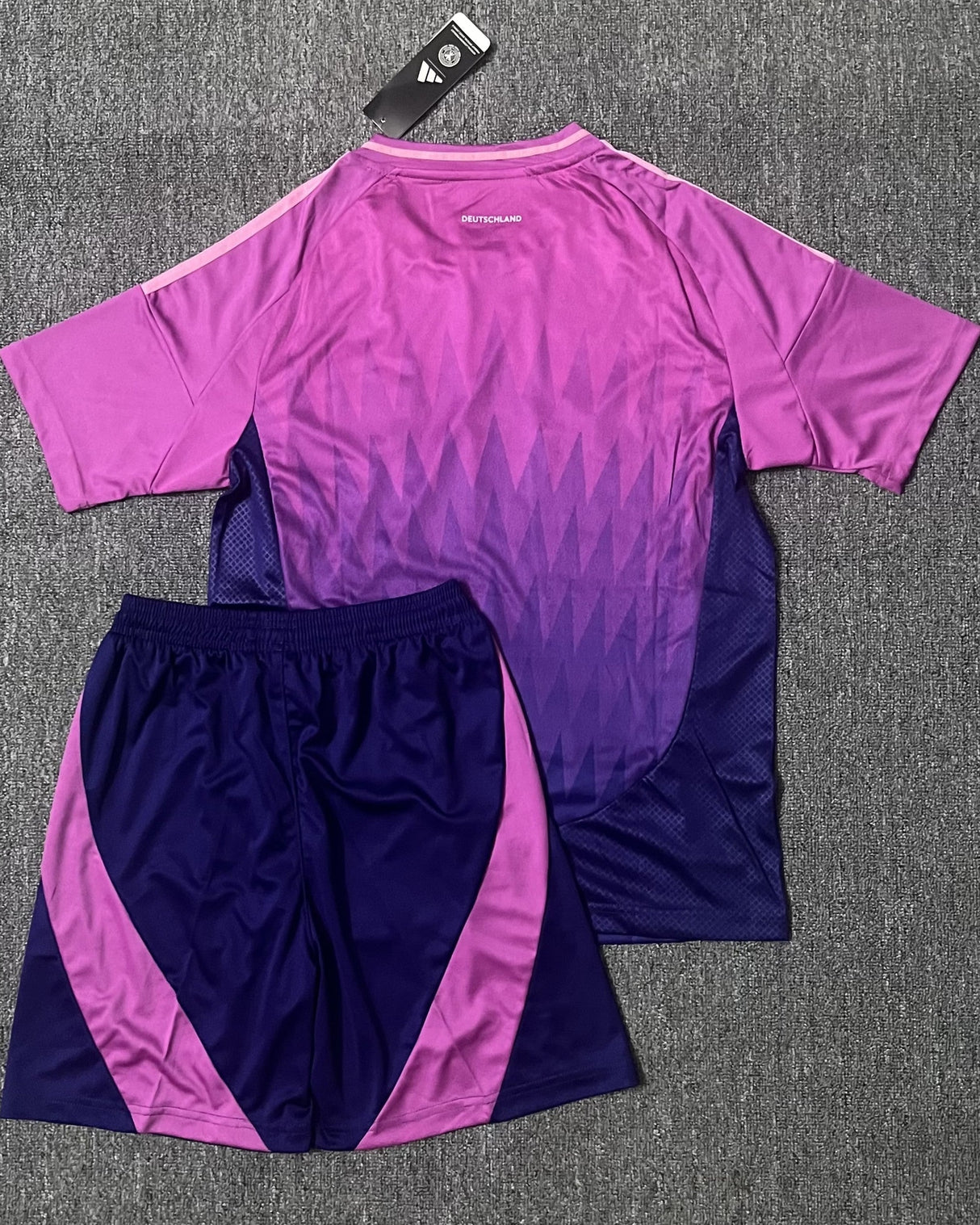 GERMANIA Kit Adulto