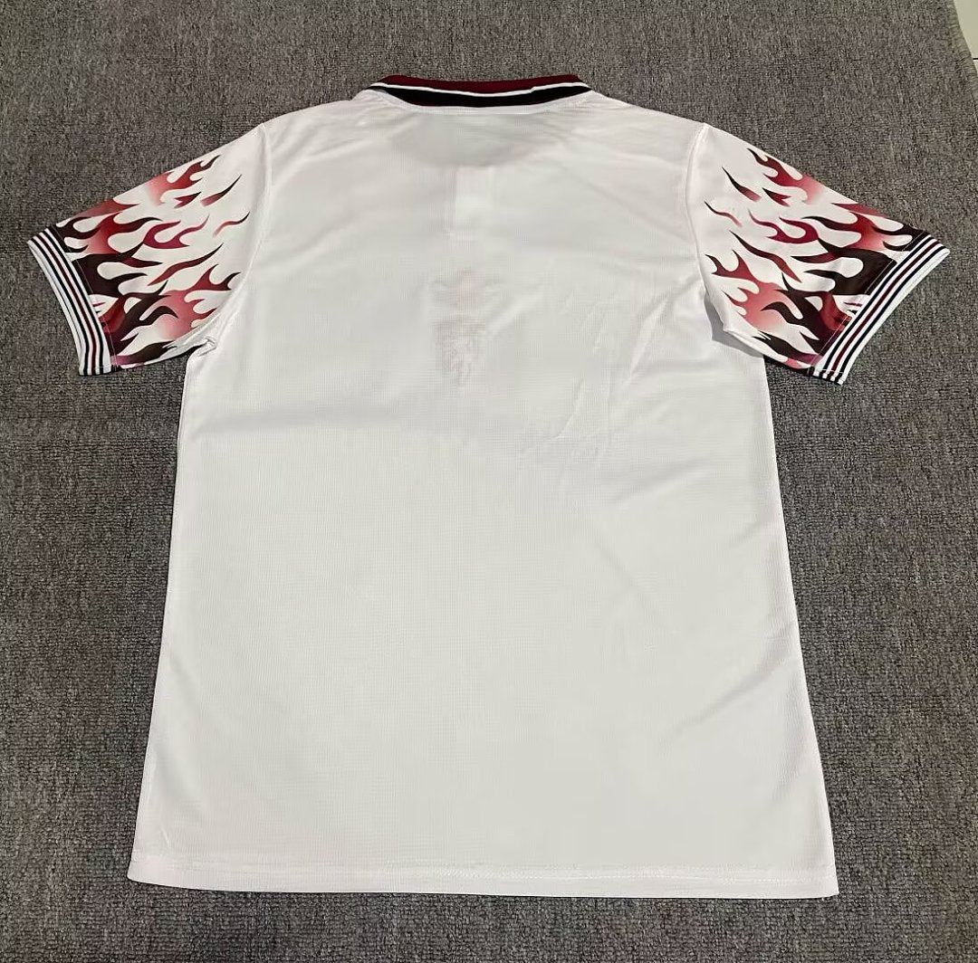 MANCHESTER UNITED 2026/27 TERCEIRA CAMISA