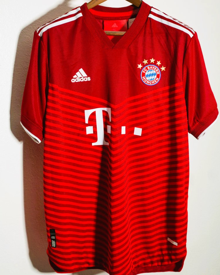 LEWANDOWSKI ROBERT 2021-22 (FCB)
