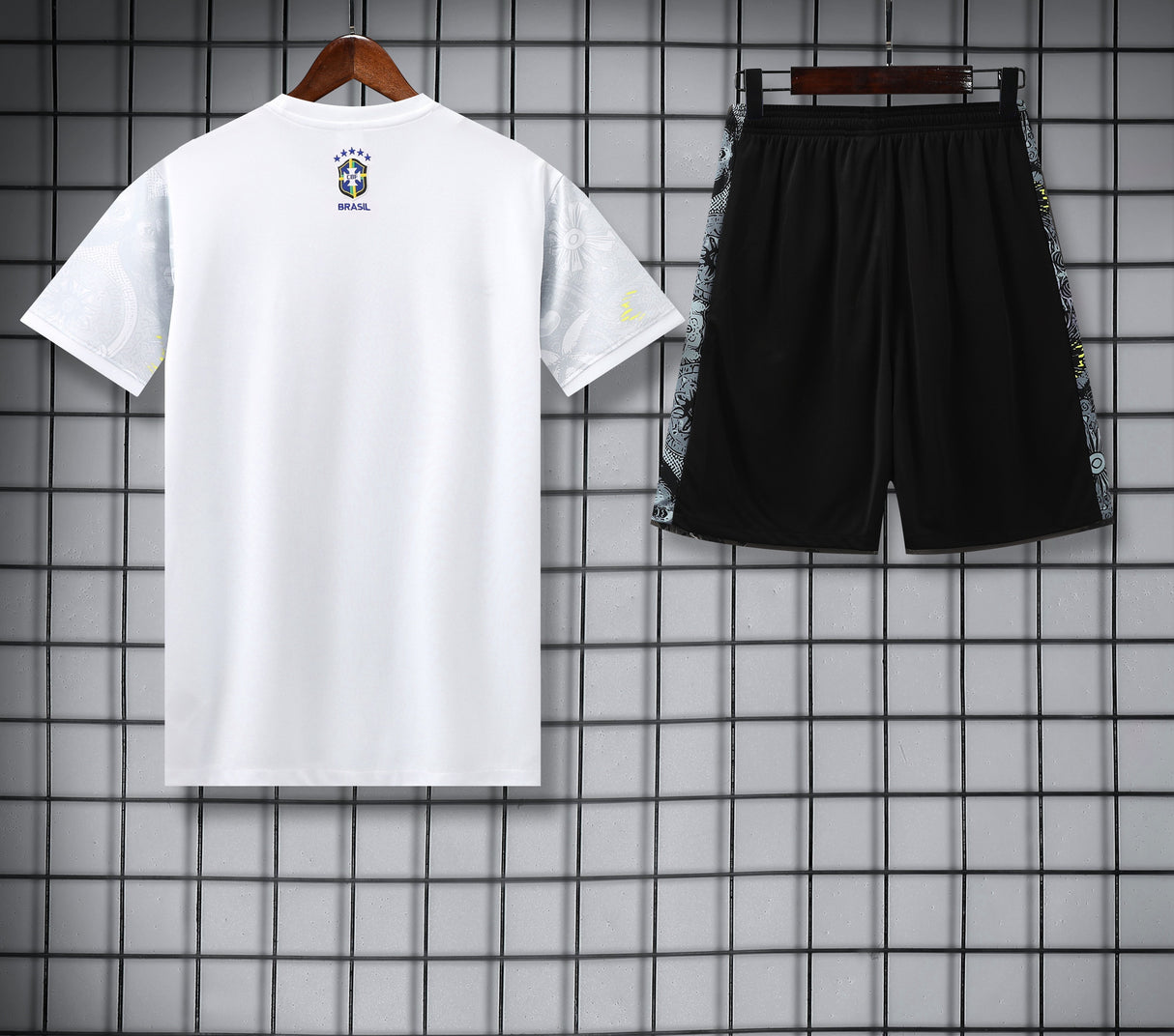 TRIKOT+SHORTS BRASILIEN