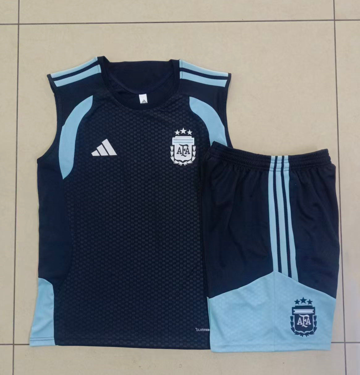 TANK TOP + SHORTS ARGENTINA 3