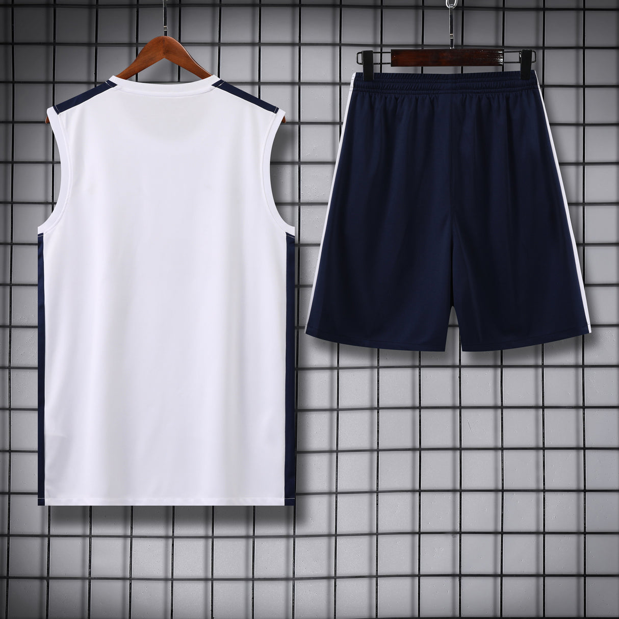 TANK TOP + SHORTS LEIPZIG