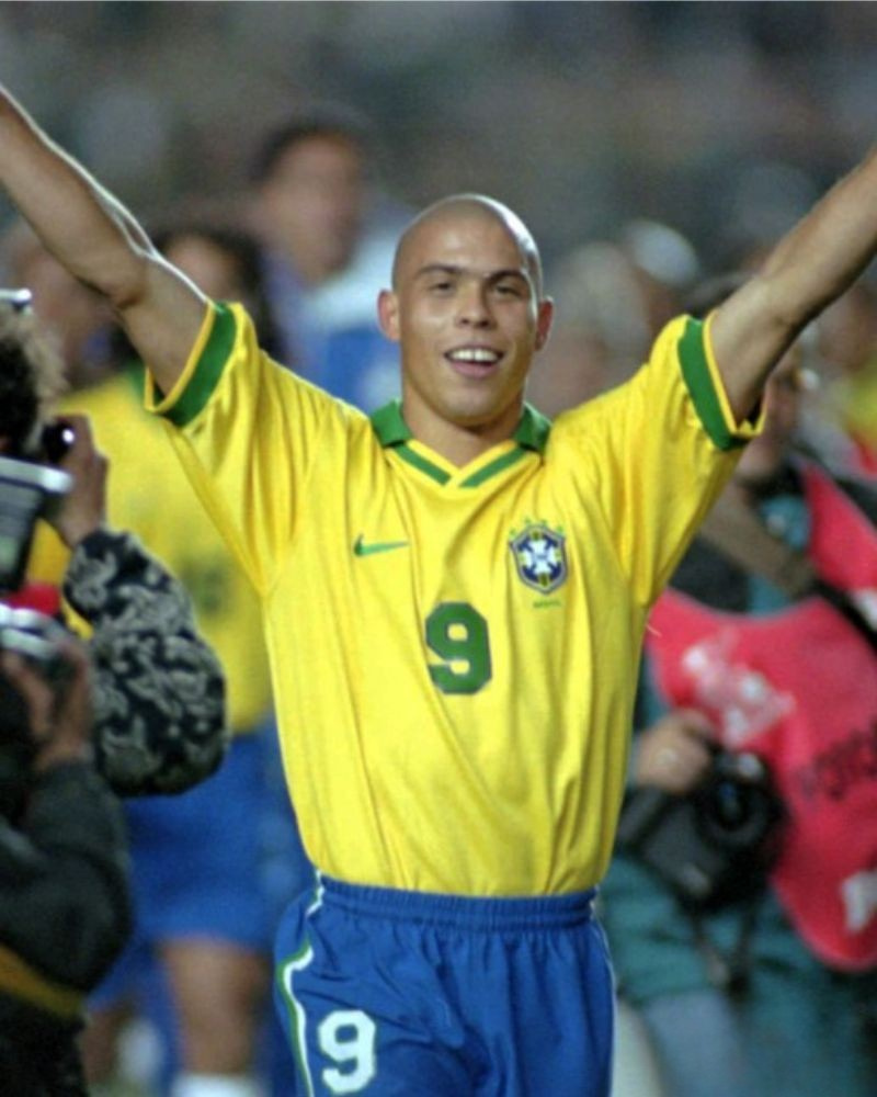 RONALDO 1996-97 (Bra)