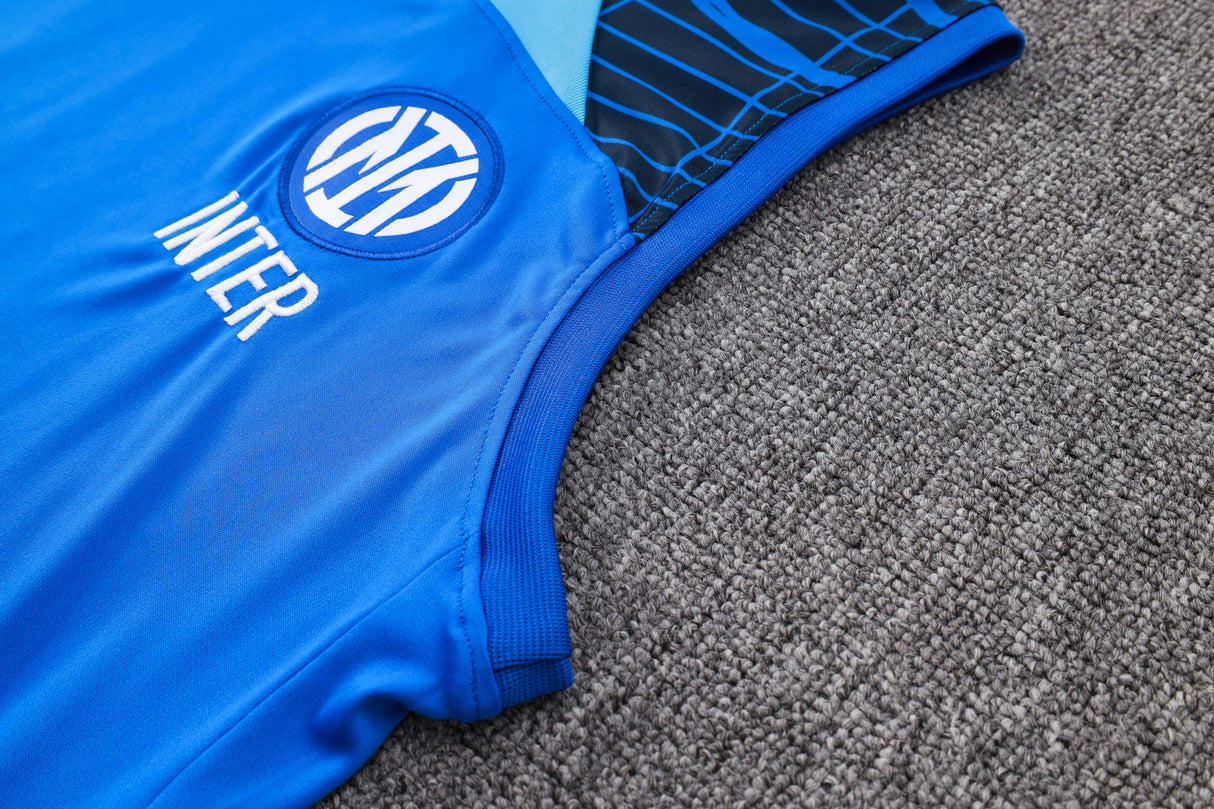 TANK TOP + SHORTS INTER 1