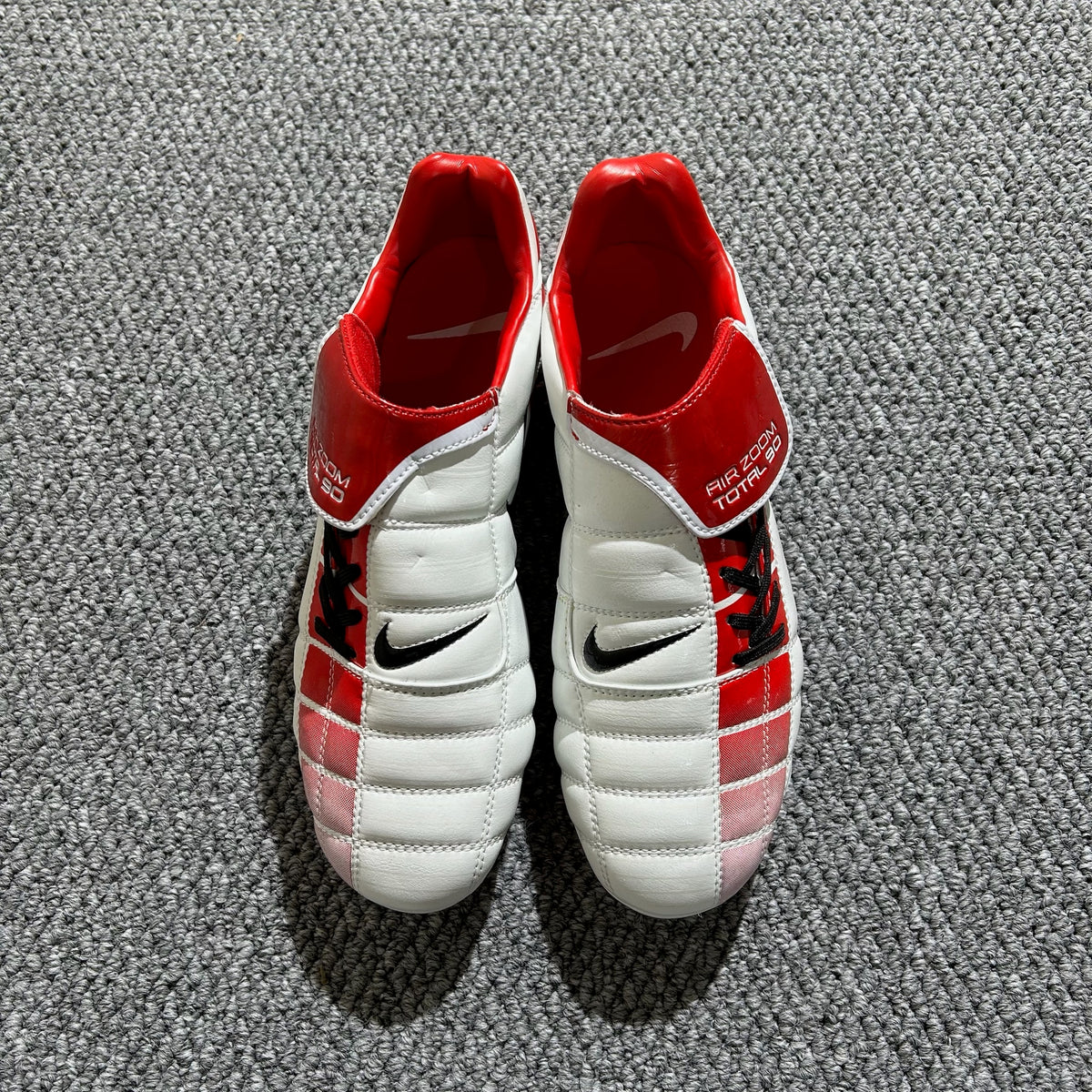 Total 90 - White/Red