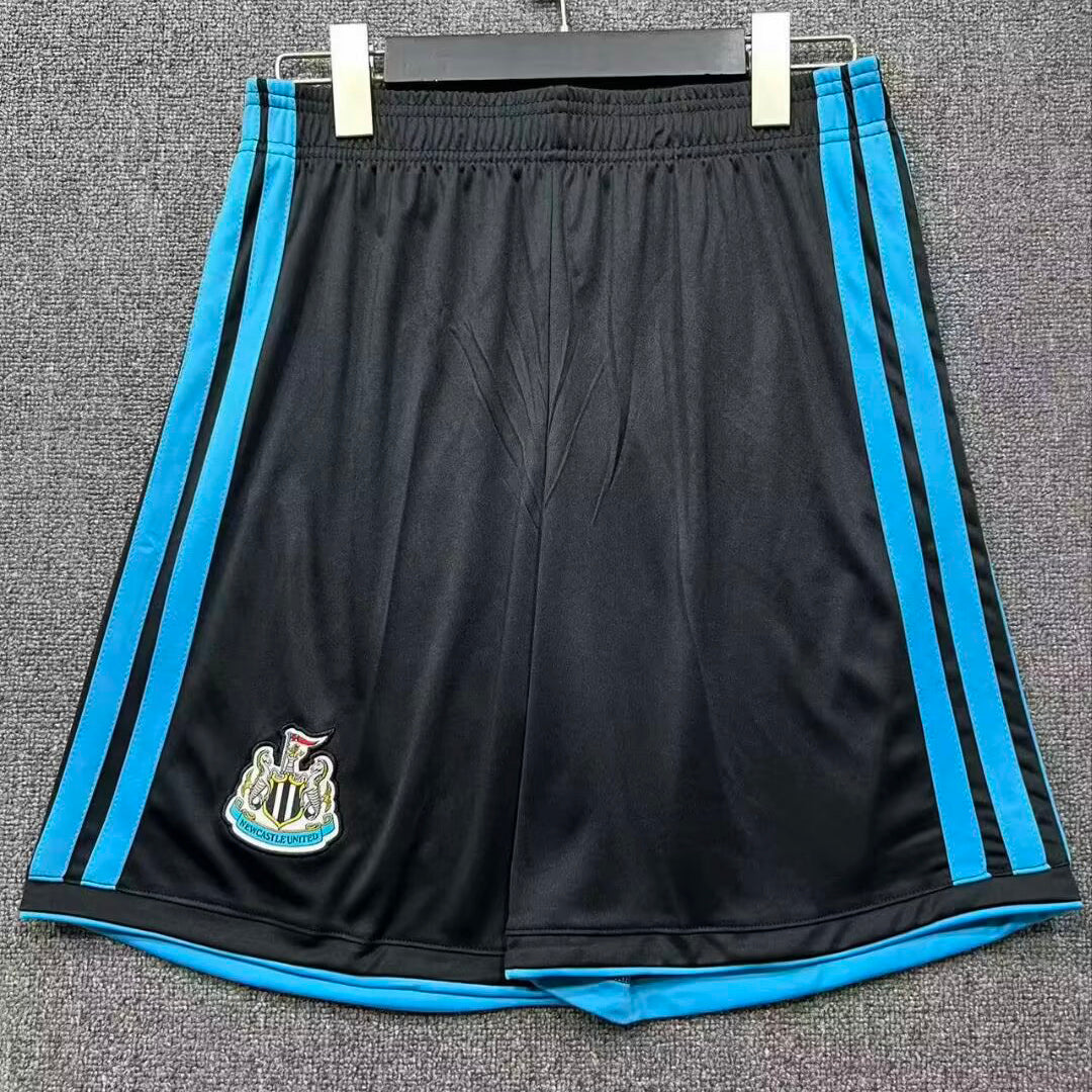 NEWCASTLE HOME 2026/27 SHORT