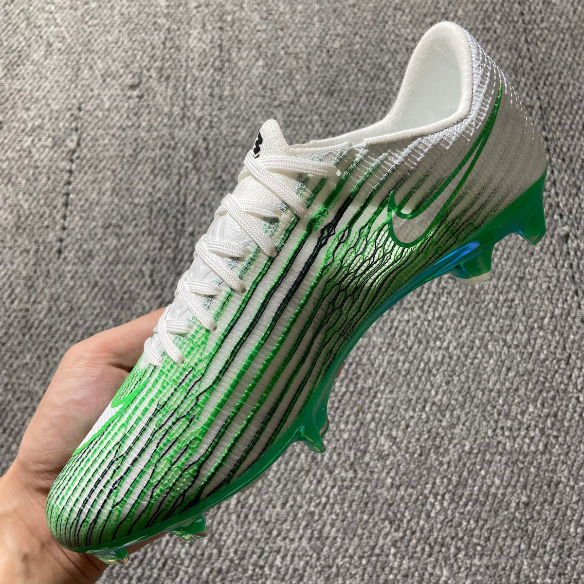 Nike Air Zoom Mercurial Vapor 17 Elite