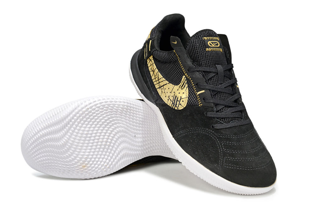 Nike Streetgato nera oro
