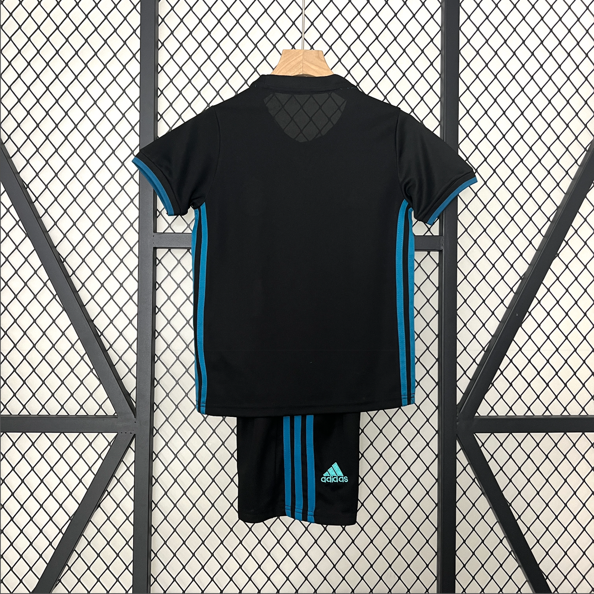 REAL MADRID Kinder Trikot-Set