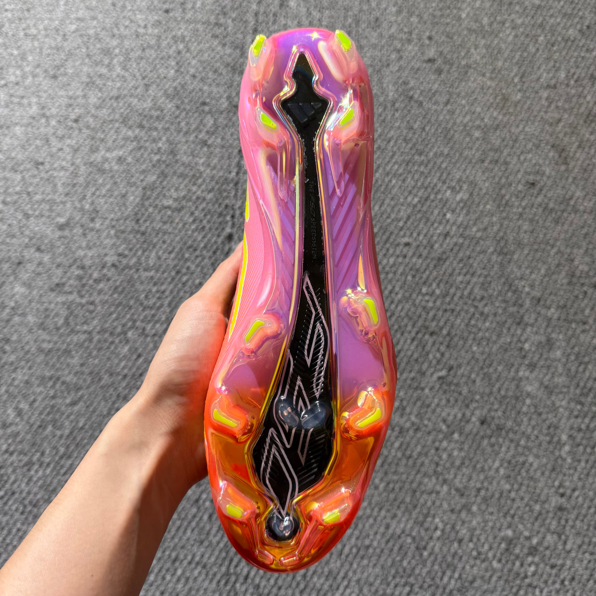 ADIDAS F50 HYPERFAST ELITE LACELESS