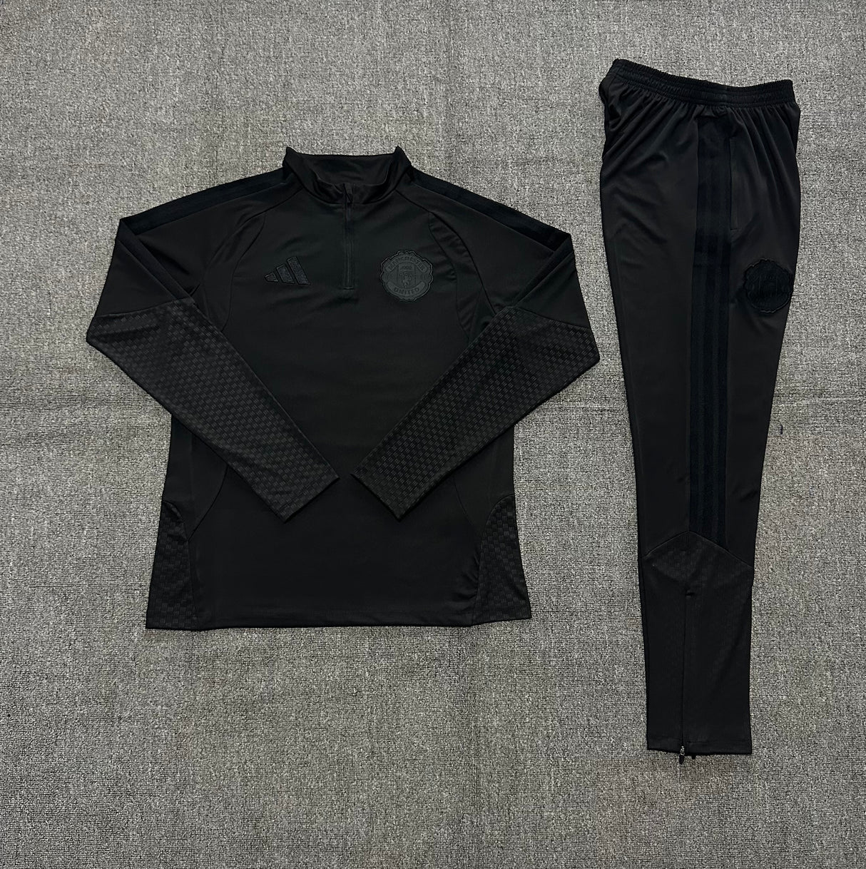 Manchester United 2026/27 Tracksuit Kids