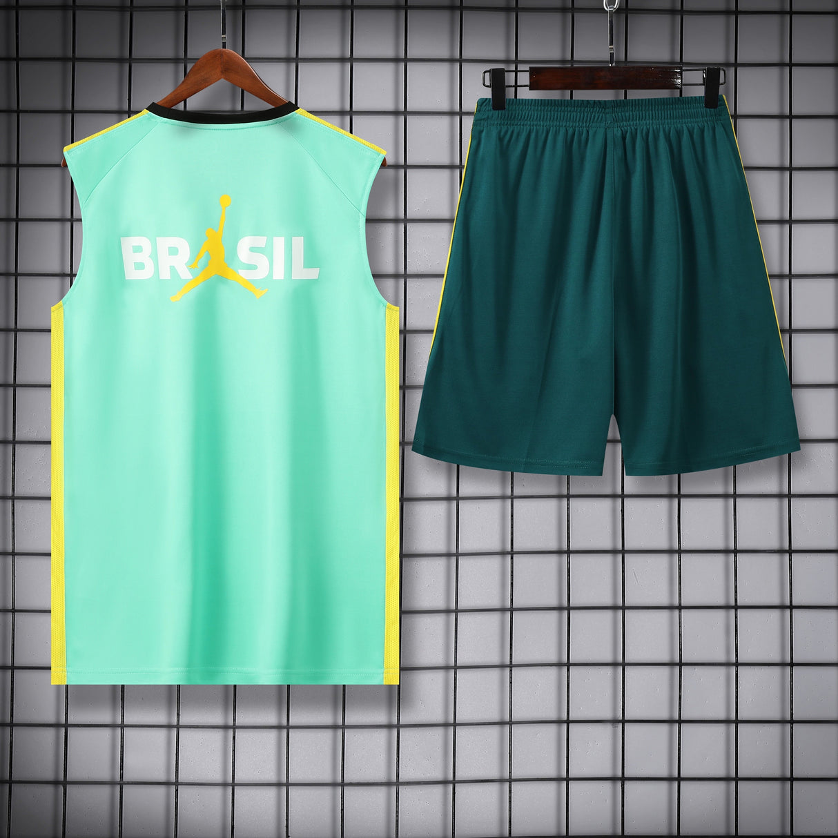 TANK TOP + SHORTS BRASIL