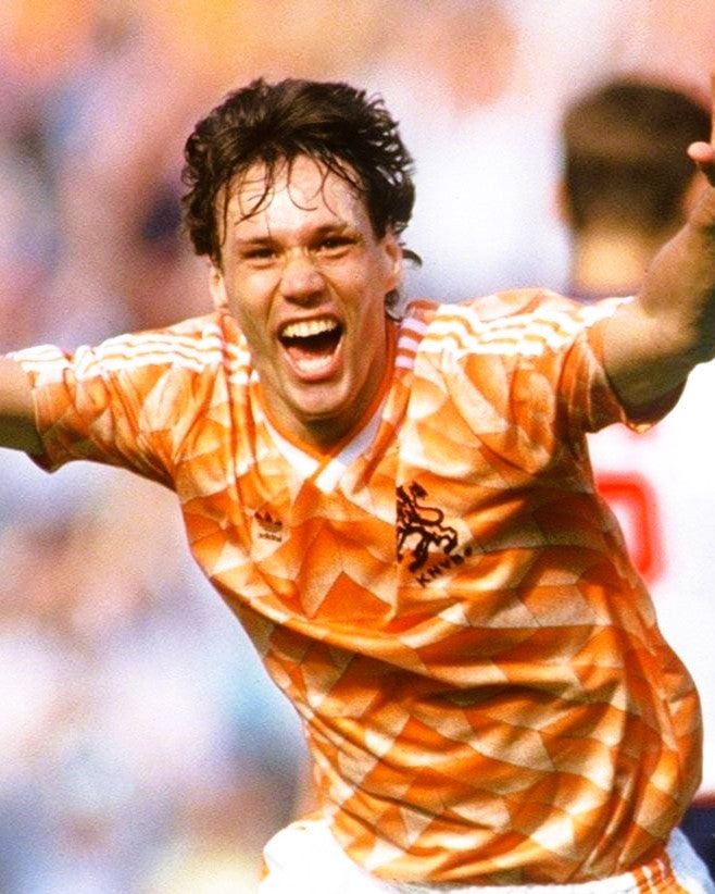 VAN BASTEN MARCO 1988-89 (Hallo)
