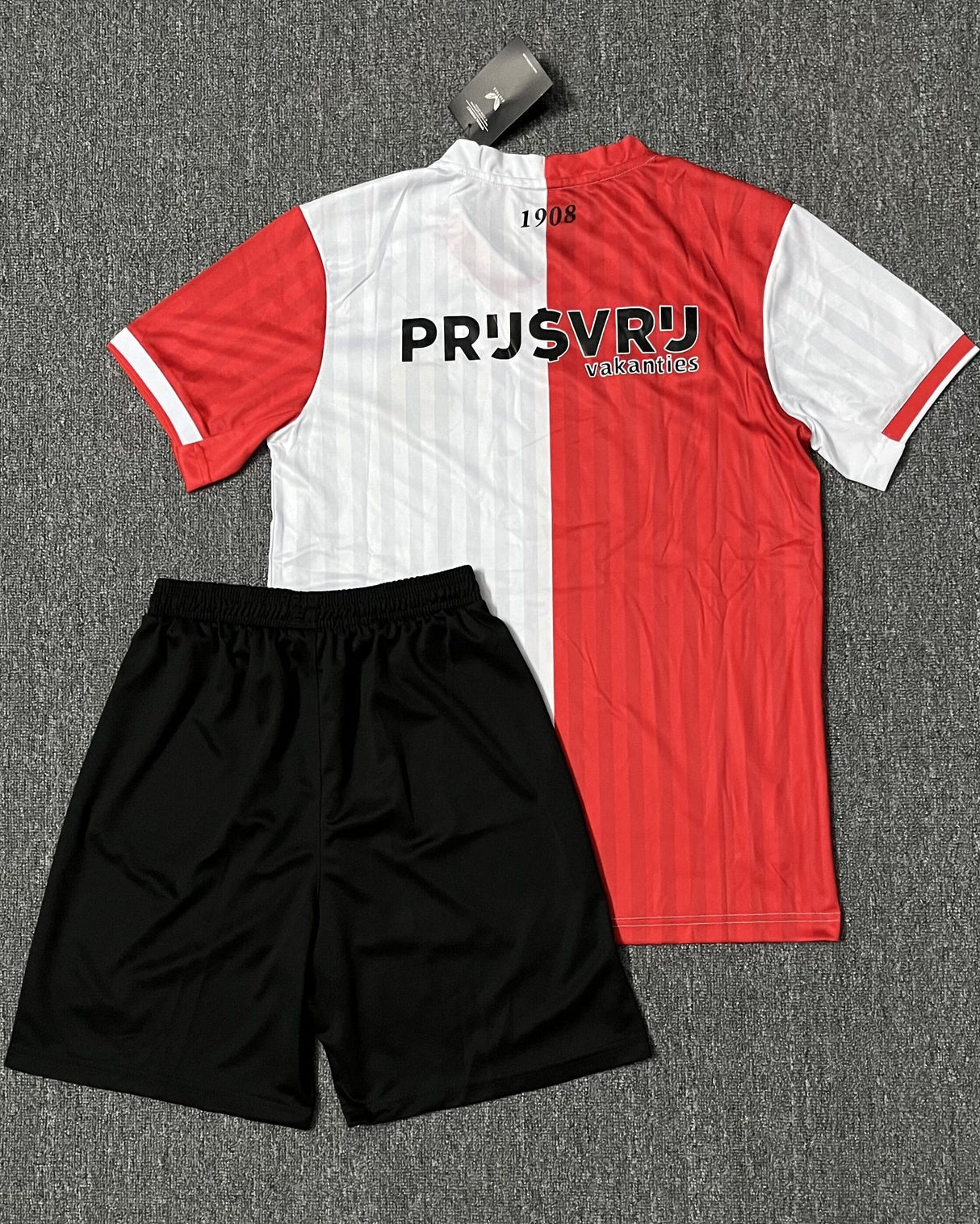Kit adulto FEYENOORD