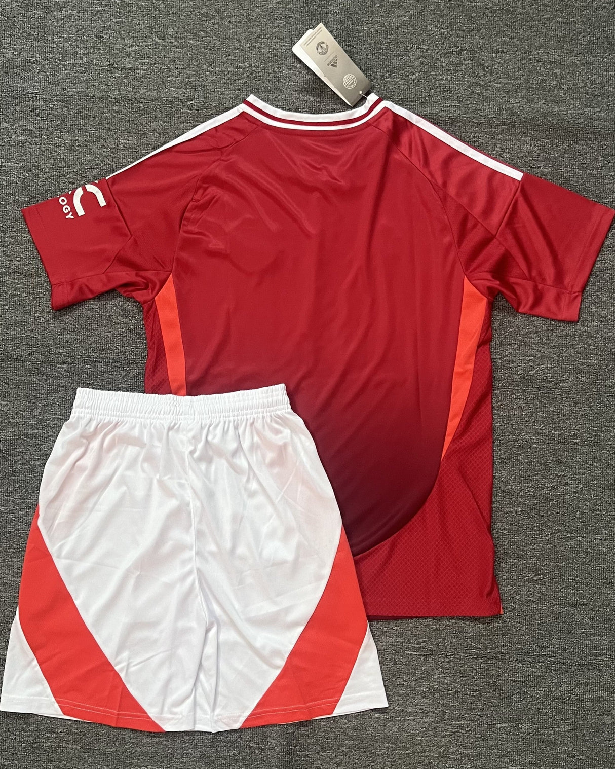 Completo Adulto MANCHESTER UNITED