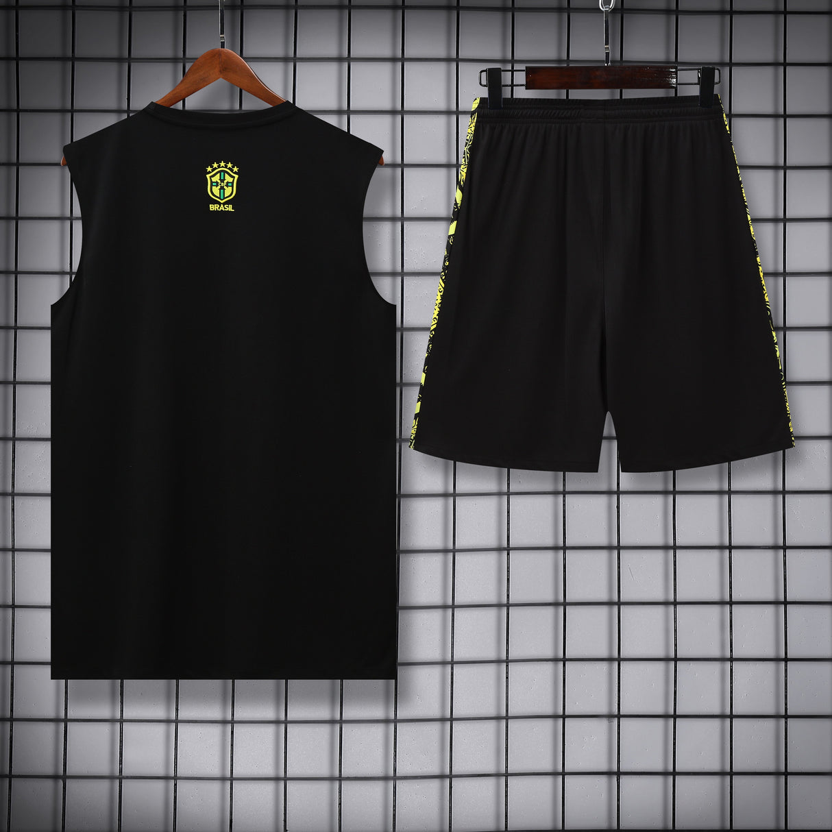 TANK TOP + SHORTS SONDEREDITION