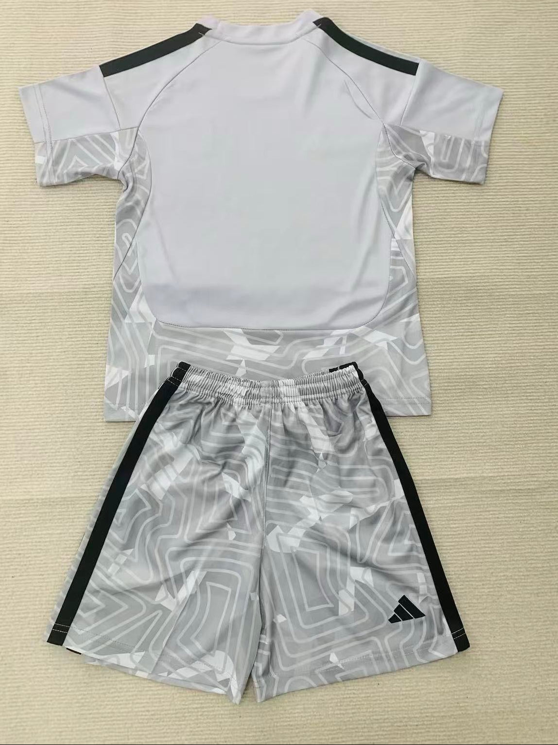 ARSENAL 2026/27 KIDS KIT GOALKEEPER