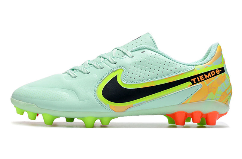 Nike Tiempo