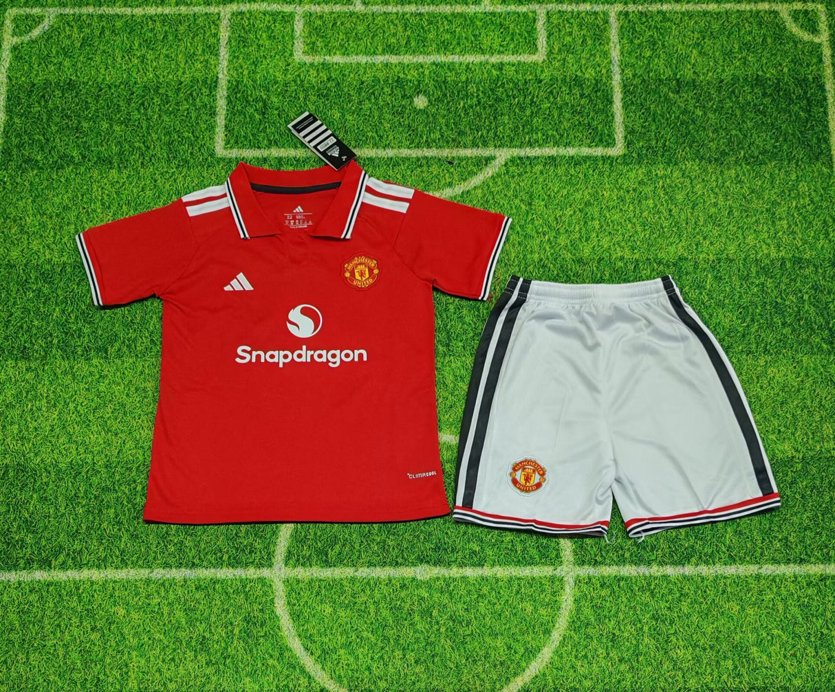 MANCHESTER UNITED KIT KIDS 2026/27 HOME JERSEY