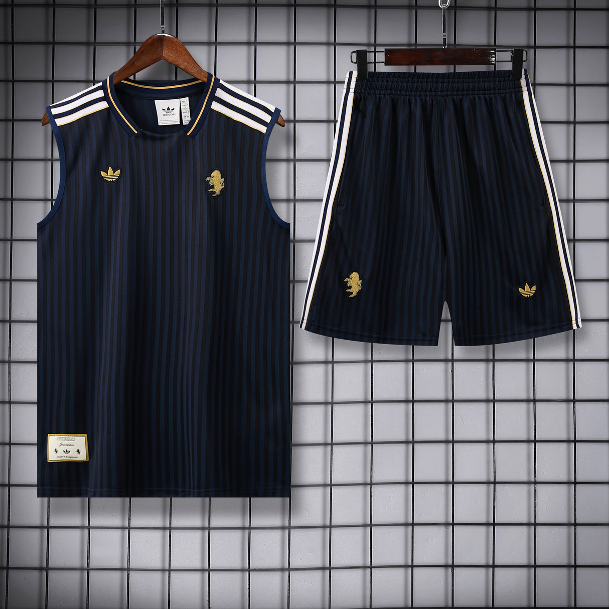DÉBARDEUR + SHORT ITALIA