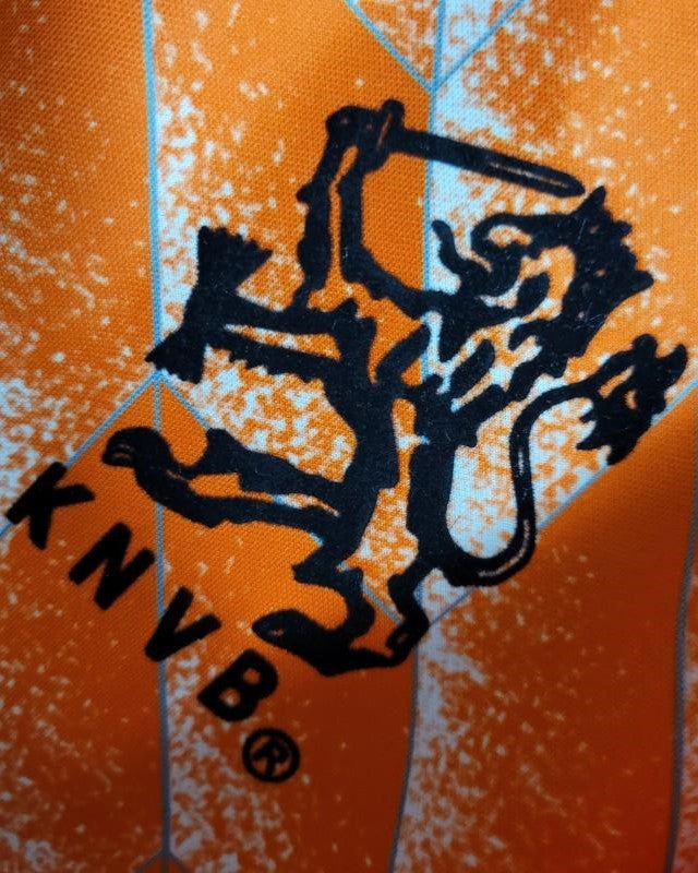 VAN BASTEN MARCO 1988-89 (Hallo)