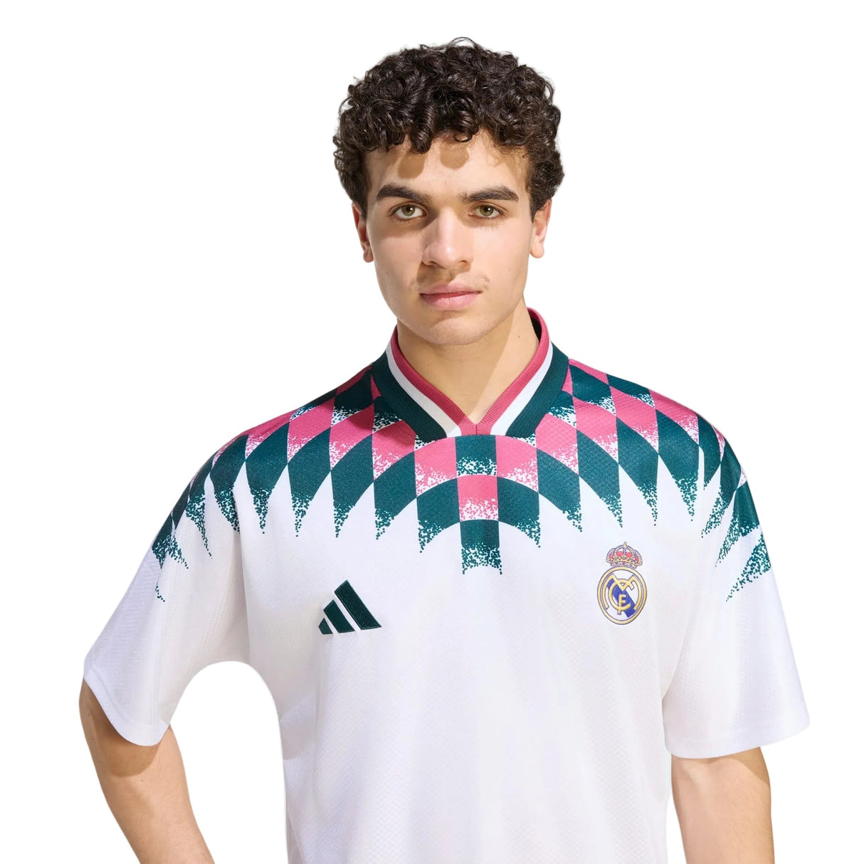 REAL MADRID 26/27 RETRO JERSEY