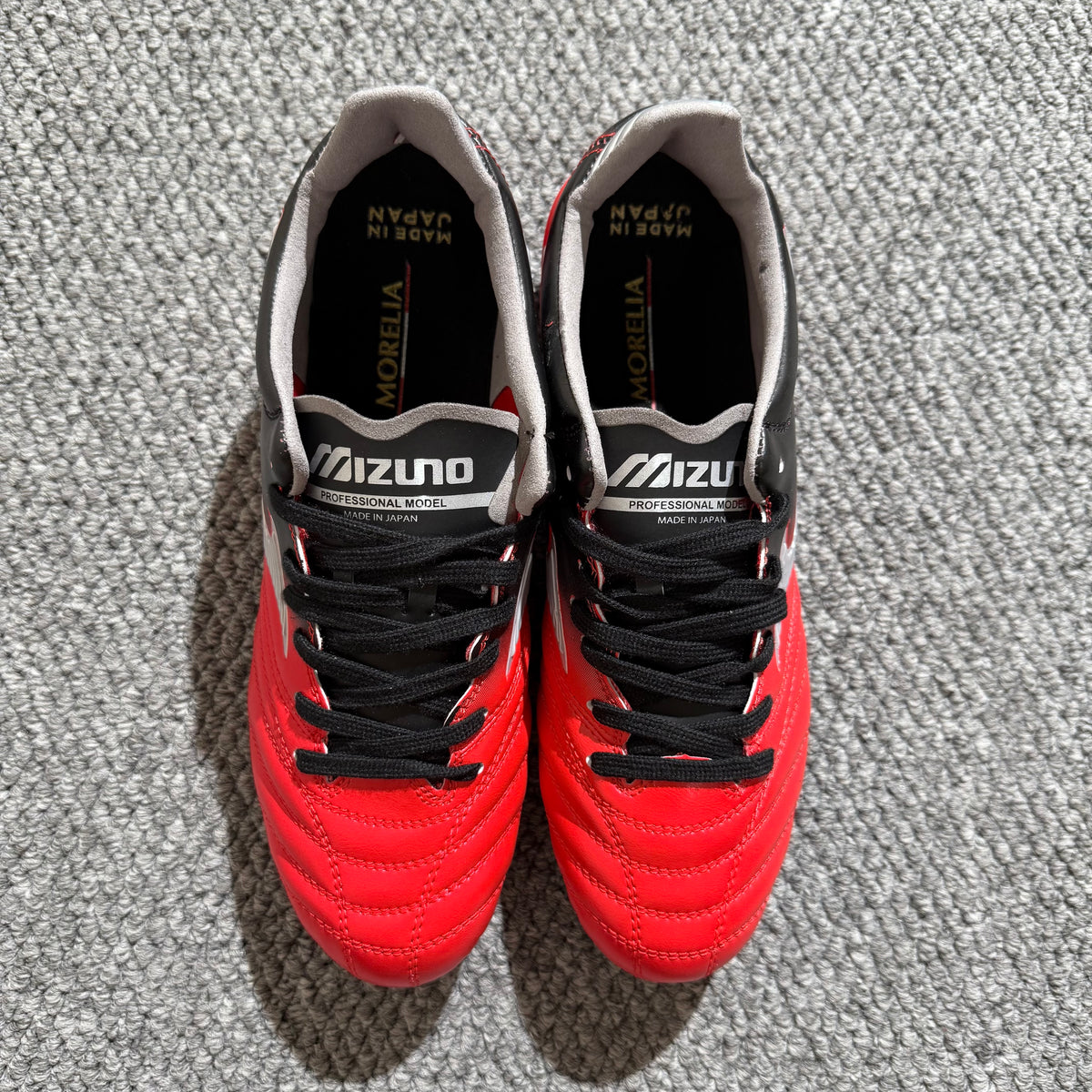 Mizuno Morelia Neo II - Red/Black
