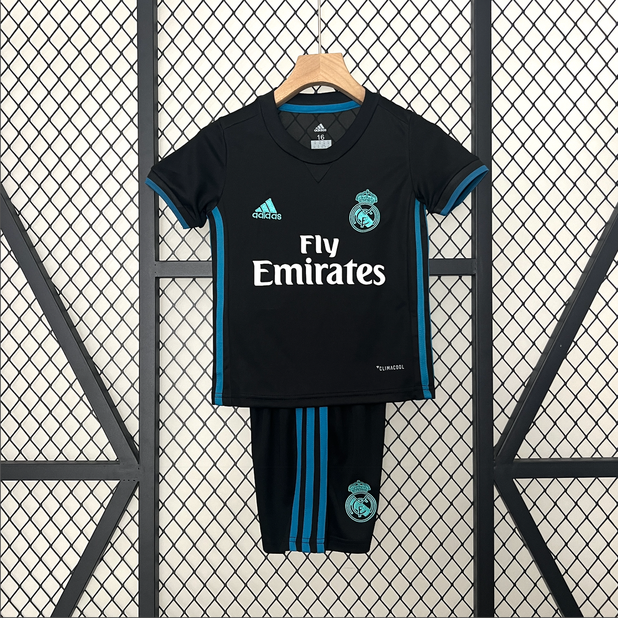 REAL MADRID Kinder Trikot-Set