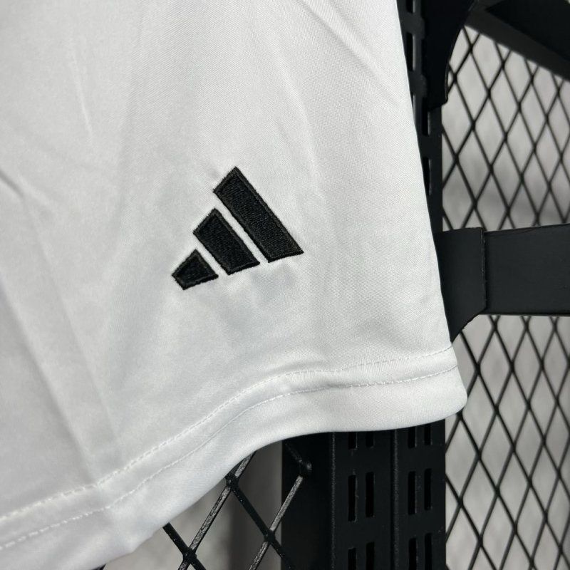 Real Madrid Heimshorts 2024-25