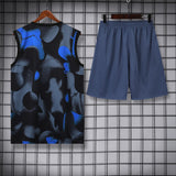 TANKTOP + SHORTS INNEN