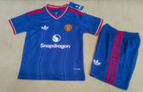 MANCHESTER UNITED Kinder-Kit