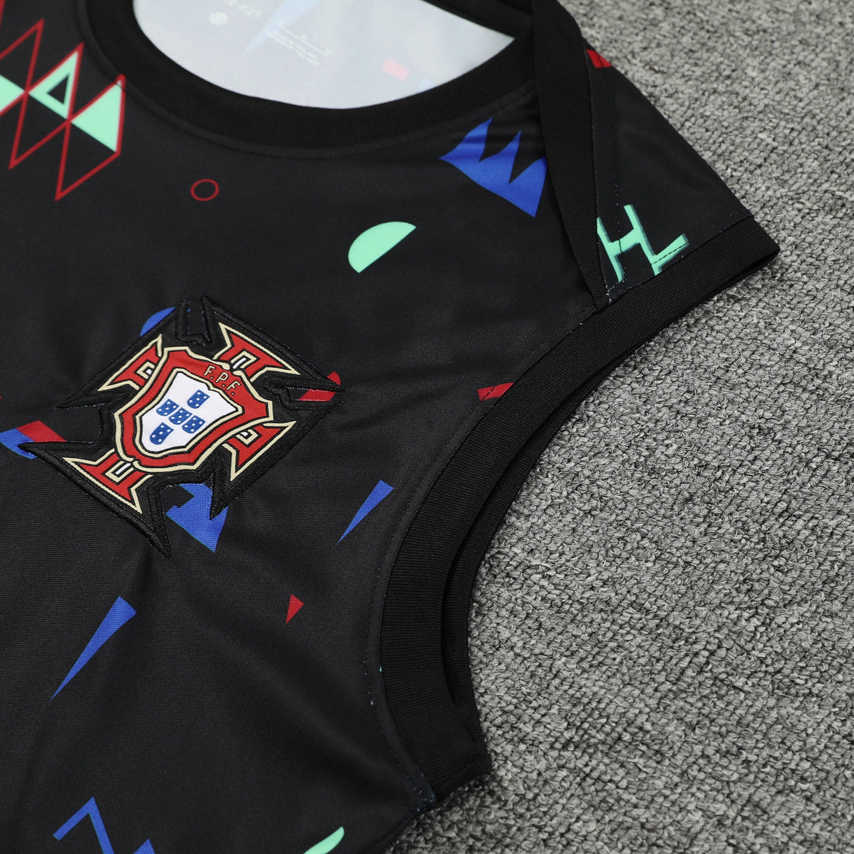 TANKTOP + SHORTS PORTUGIESISCH