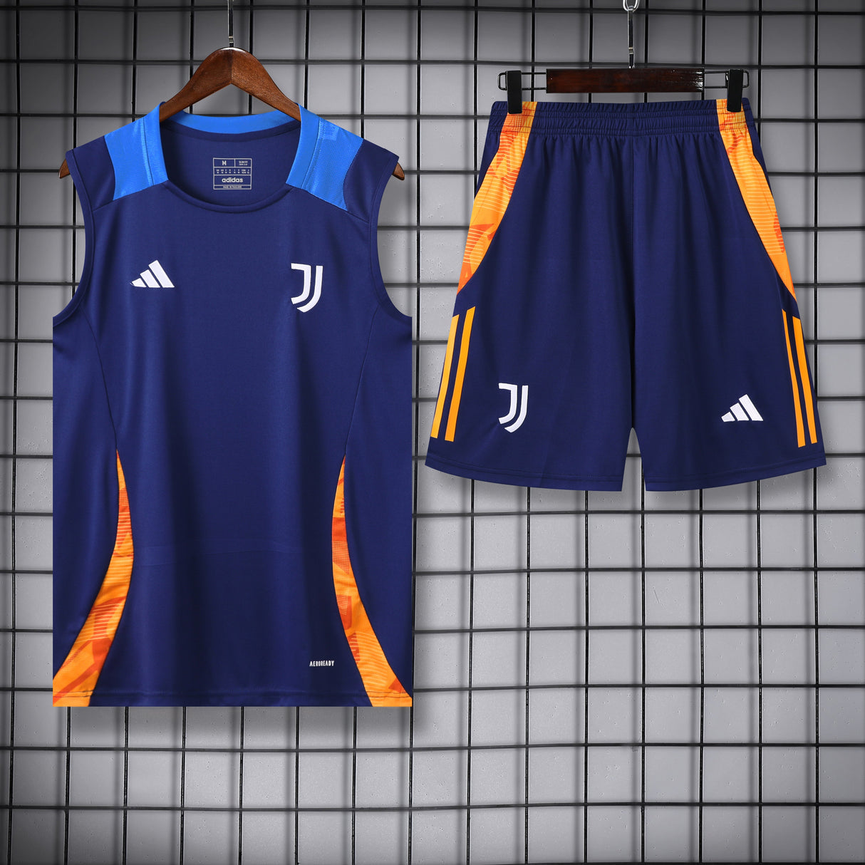 TANKTOP + SHORTS JUVENTUS