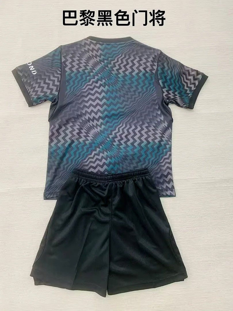 PARIS SAINT GERMAIN 2026/27 GOALKEEPER KIT KIDS