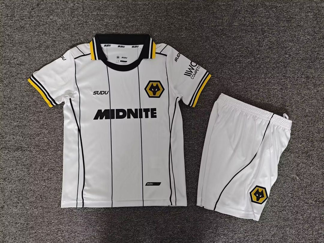 WOLVERHAMPTON WANDERERS 2026/27 AWAY KIT KIDS