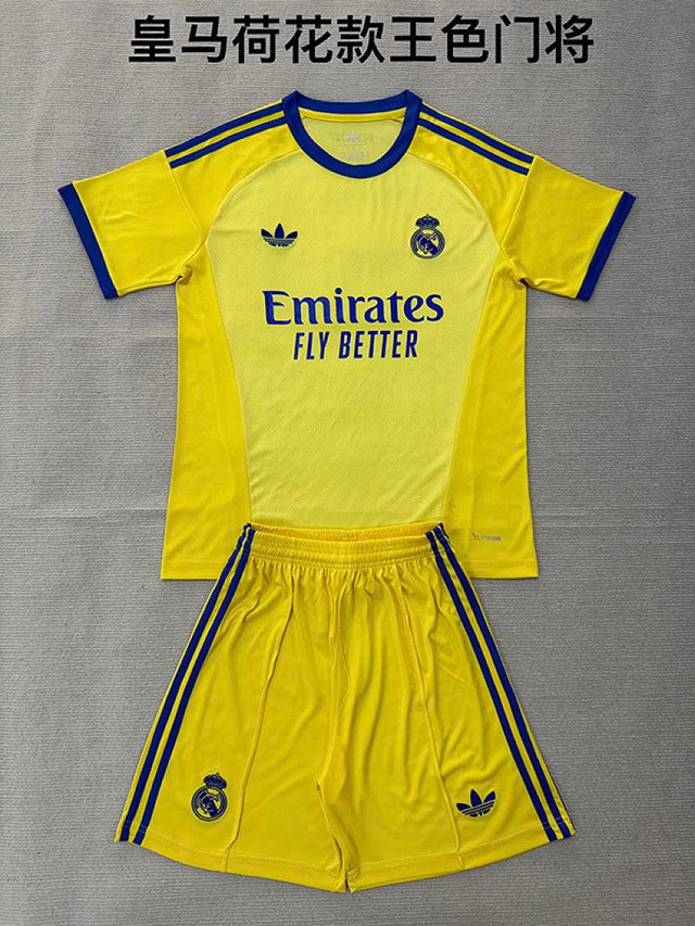REAL MADRID 2026/27 GOALKEEPER KIT KIDS - Yellow