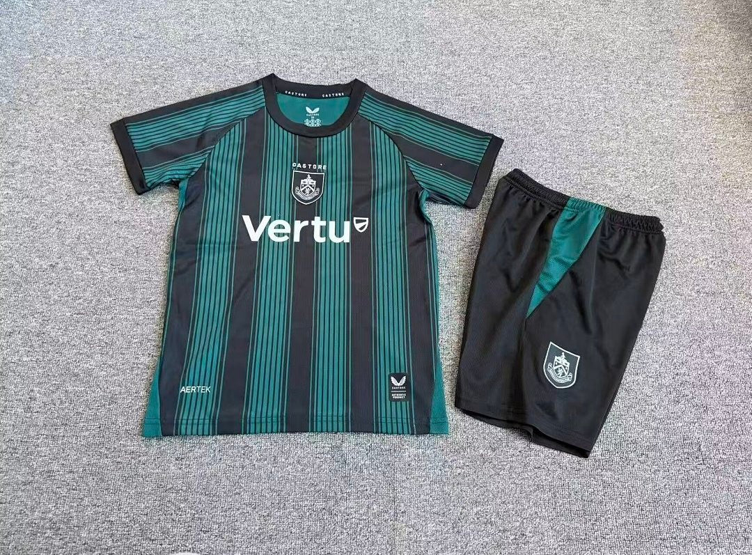BURNLEY 2026/27 THIRD KIT KIDS - Green