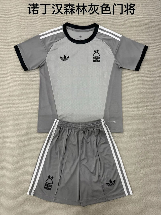 NOTTINGHAM FOREST 2026/27 GOALKEEPER KIT KIDS - Grey