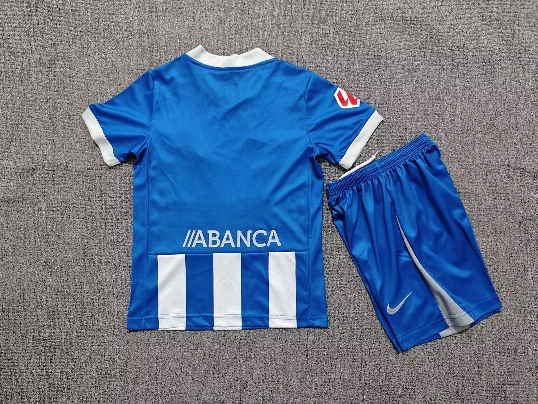 DEPORTIVO 2026/27 PRIMERA EQUIPACIÓN NIÑO