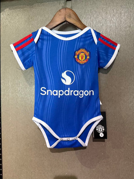 MANCHESTER UNITED 2026/27 BABY BODY - Away