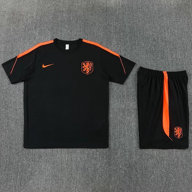 NETHERLANDS 2026/27 KIDS TRAINING KIT SHIRT + SHORT - Black/Orange