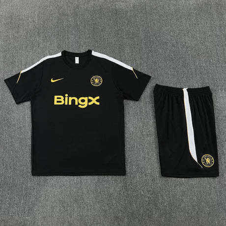 CHELSEA 2026/27 CONJUNTO DE ENTRENAMIENTO NIÑO CAMISETA + PANTALÓN CORTO - Negro