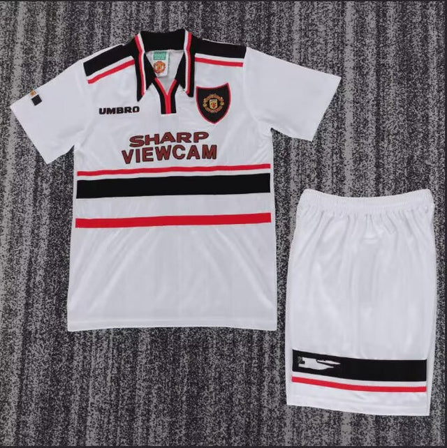 MANCHESTER UNITED RETRO KIT KIDS - White
