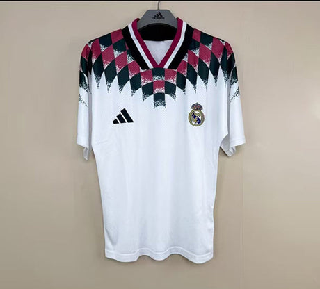 REAL MADRID 2026/27 MAGLIA PRE-PARTITA - Bianco