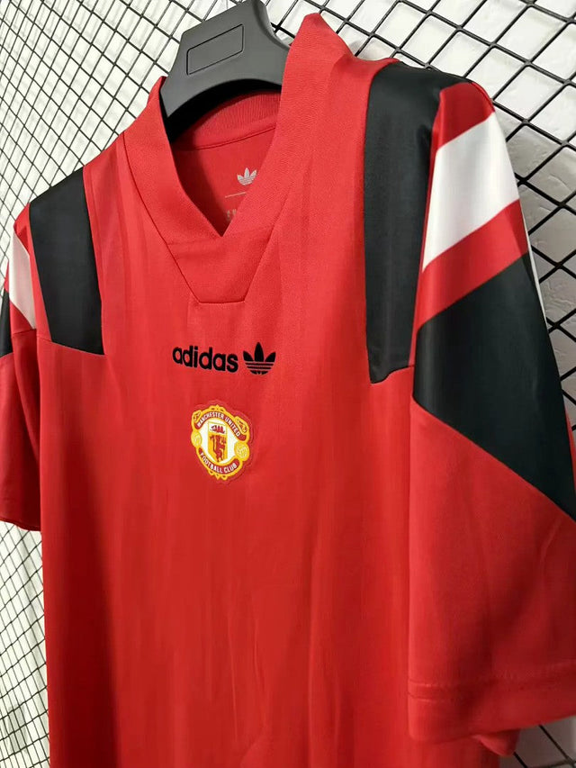 MANCHESTER UNITED 2026/27 PRE-MATCH JERSEY - Red